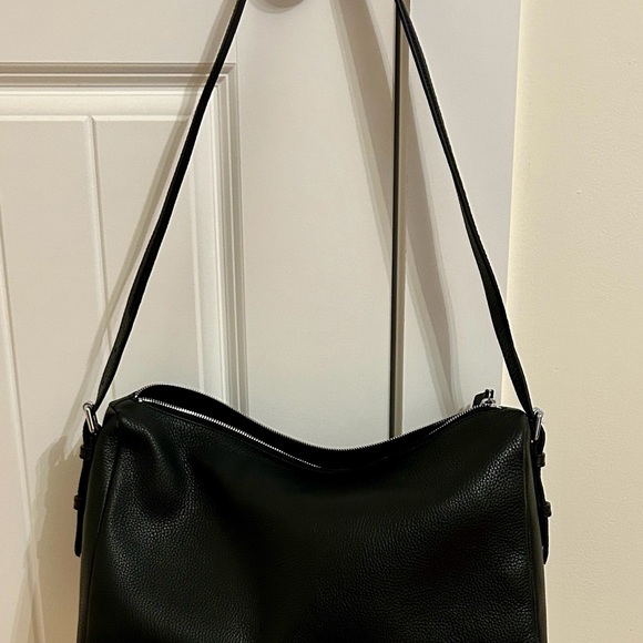 The Horse “Lottie” Black Leather Shoulder Bag - Picture 2 of 11